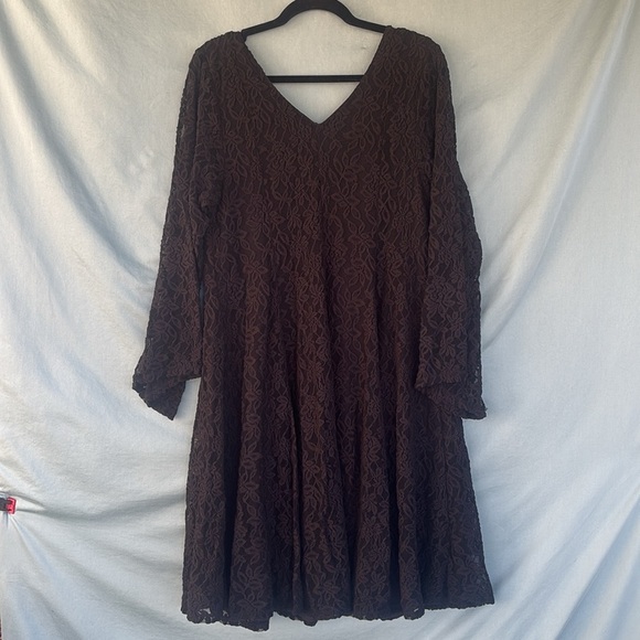 EUC Torrid Mini Lace Bell Trapeze Dress Black Size 1 {14-16} - Picture 4 of 8